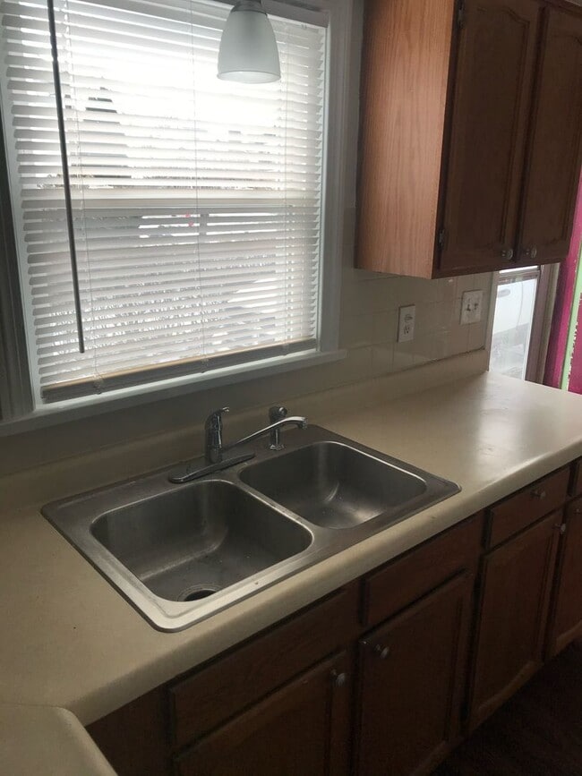 Photo - 115 S Beverly Ave