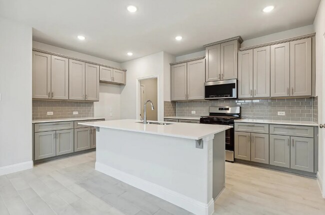 Photo - 701 Santa Lucia Dr