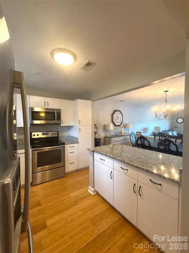 Photo - 9817 Emerald Point Dr Unit 8