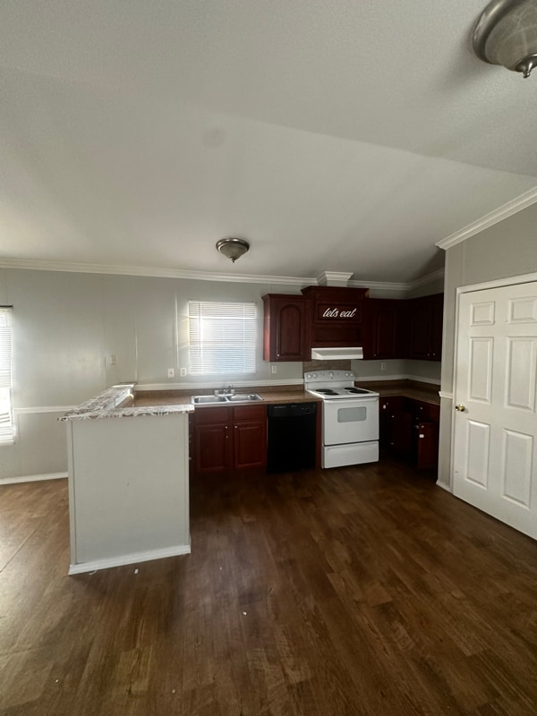 Photo - 9477 Lansdowne Rd