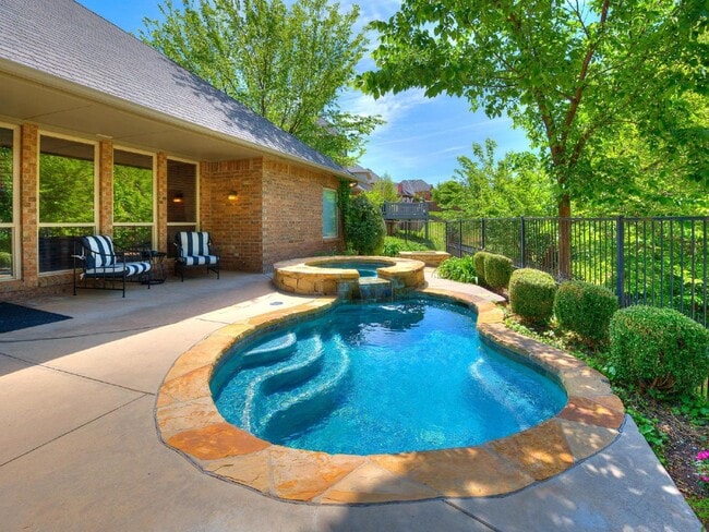 Photo - Elegant 3-Bedroom Home in Thornbrooke Village – All Bills Paid