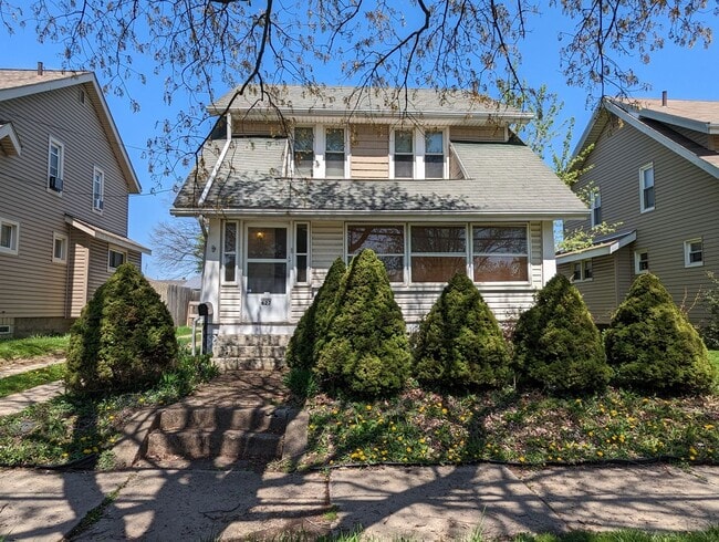Large, spacious home for rent! - Large, spacious home for rent!