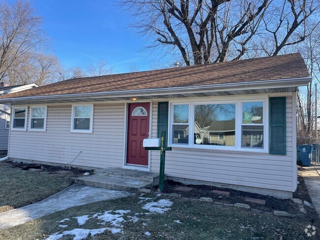 Building Photo - 3BD/1BA Home In Highland, IN