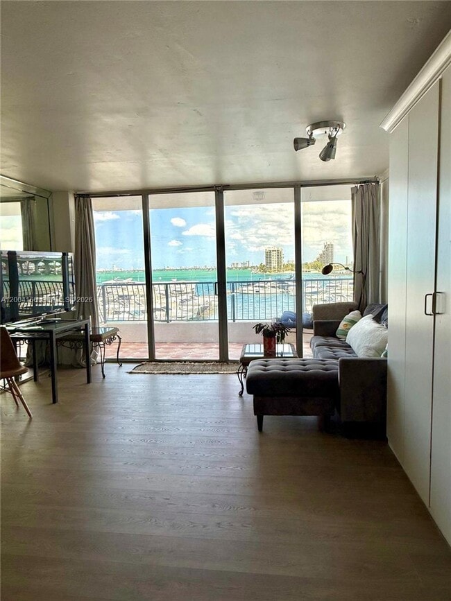 Photo - 555 NE 15th St Unit 420