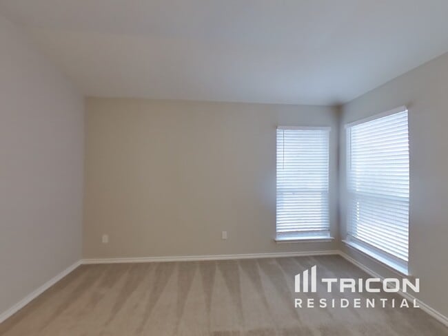 Photo - 9039 Thomas York Blvd