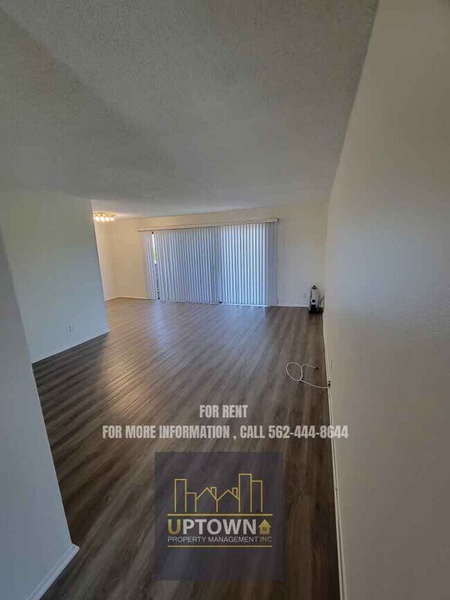 4595 California Ave Unidad 414