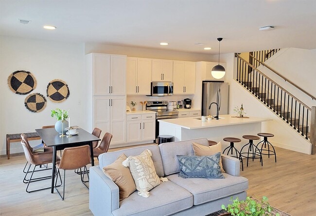 Photo - Vanguard Villas