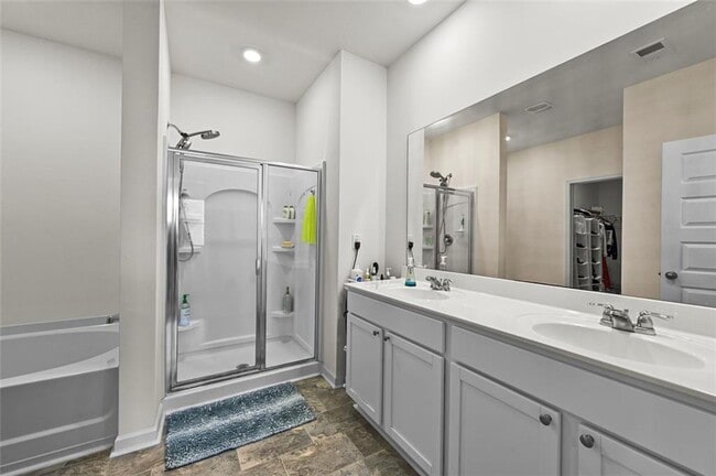Photo - 120 Echo Ct