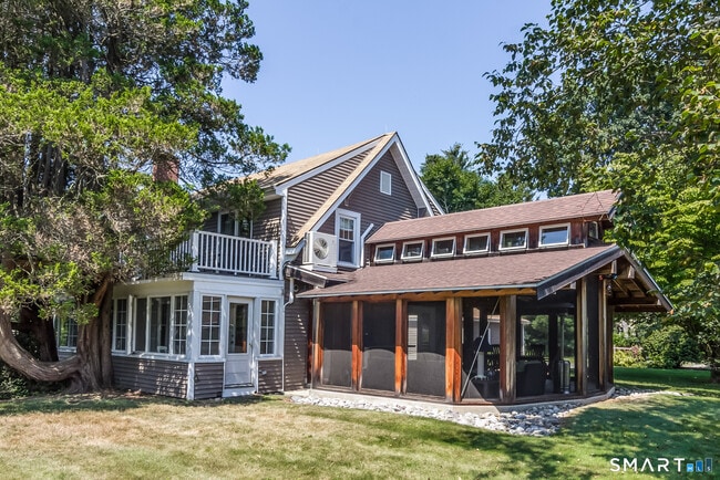 Photo - 116 Overshore Dr E