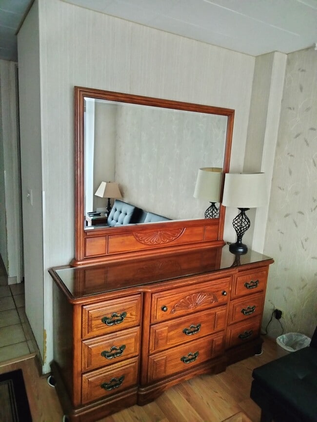 Building Photo - 1765 Ala Moana Blvd Unit 1887 Rental