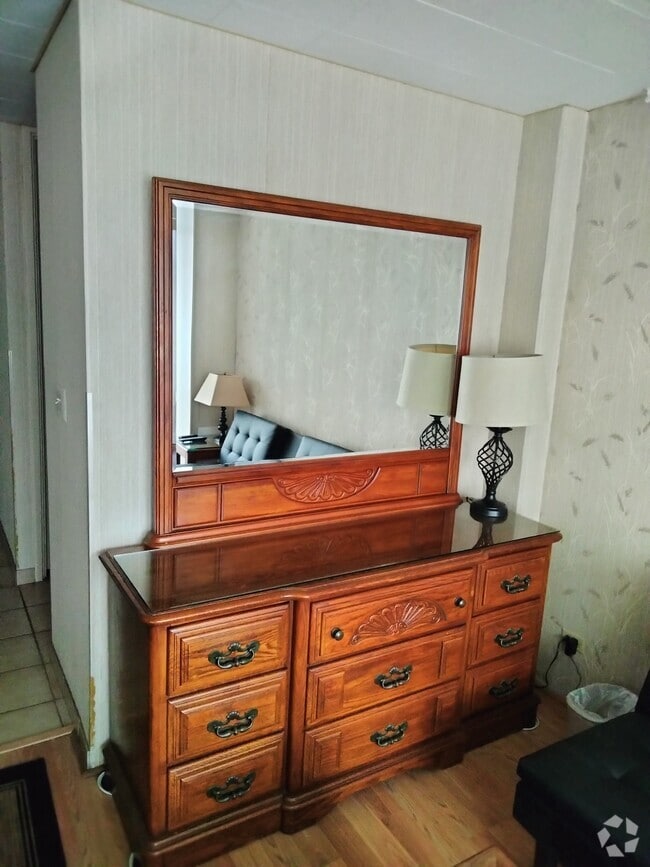Building Photo - 1765 Ala Moana Blvd Unit 1887 Rental