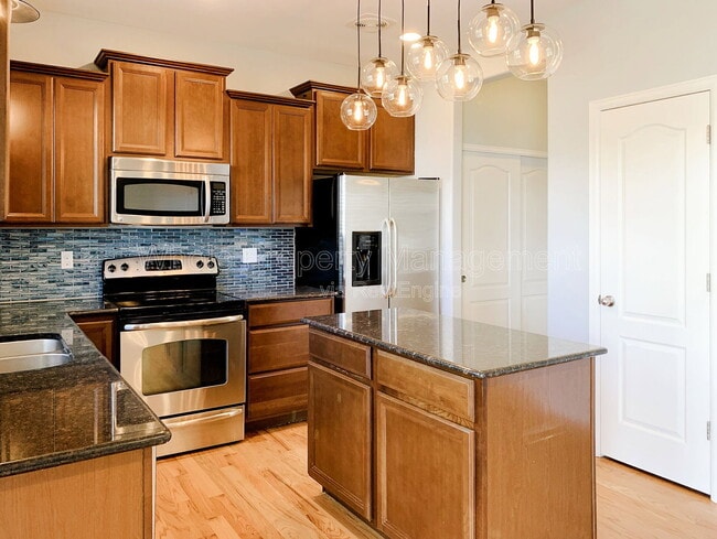 Photo - 15450 Carob Cir