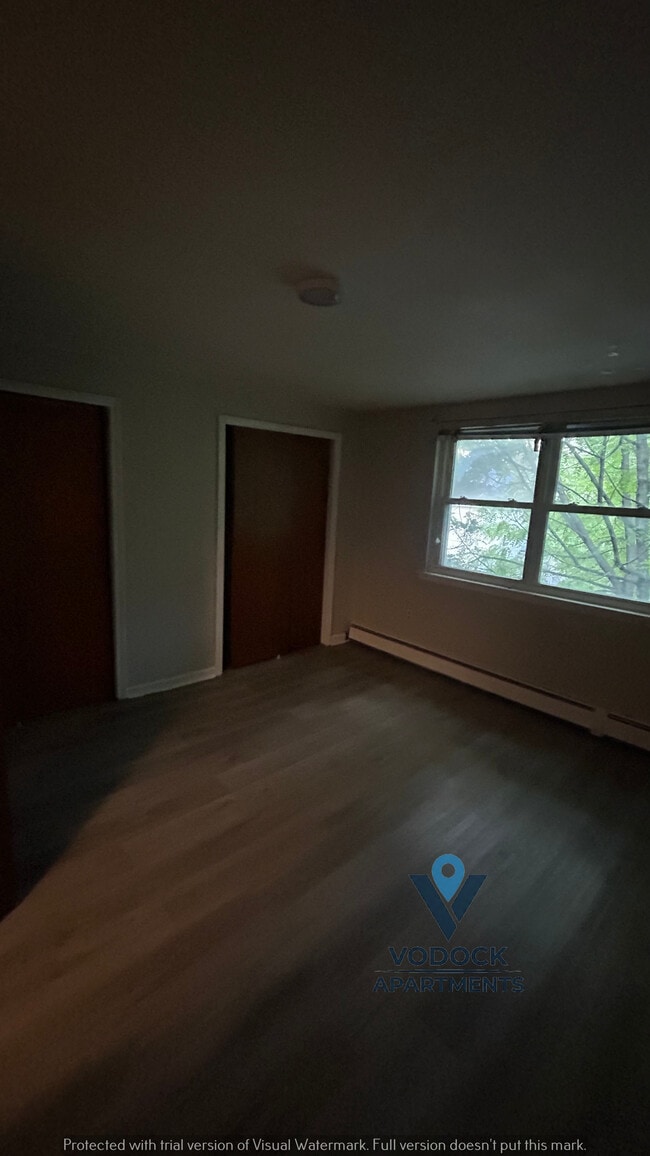 Photo - 487 New Britain Ave