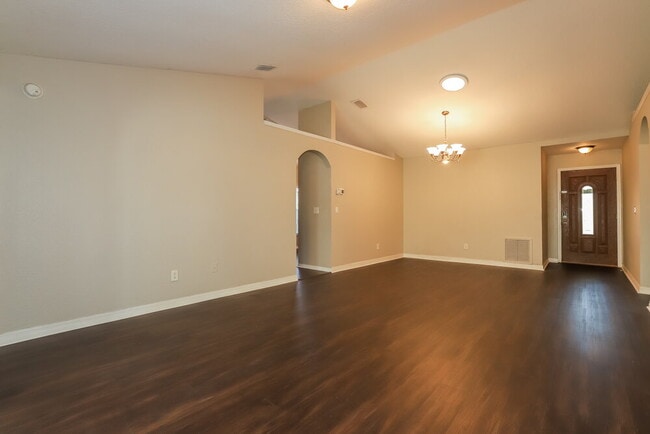 Photo - 1717 Tarah Trace Dr