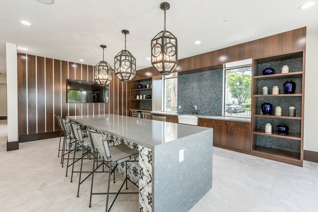 Photo - Cortland Portofino Place