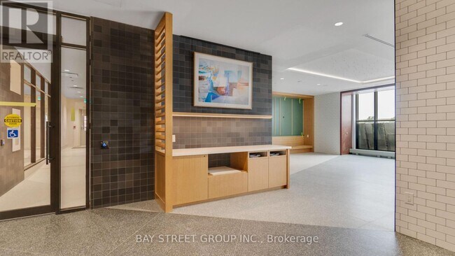 Photo - 2495 Eglinton Ave W Unité 1702