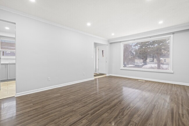 Photo - 957 Beechwood Ave