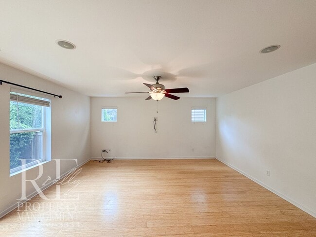 Photo - Spacious 4-Bedroom Home with Brand-New Carpet, Two Living Areas & Loft