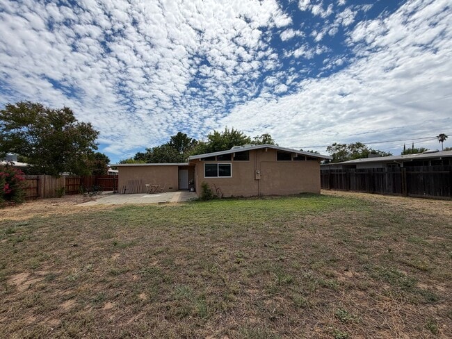 Photo - Cute 3 bedroom house in