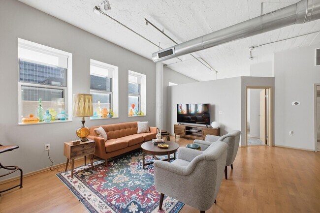 Photo - 110 N 3rd St Unidad 507