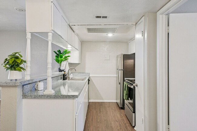 Photo - 1603 S Cooper St Unit Apt. 102