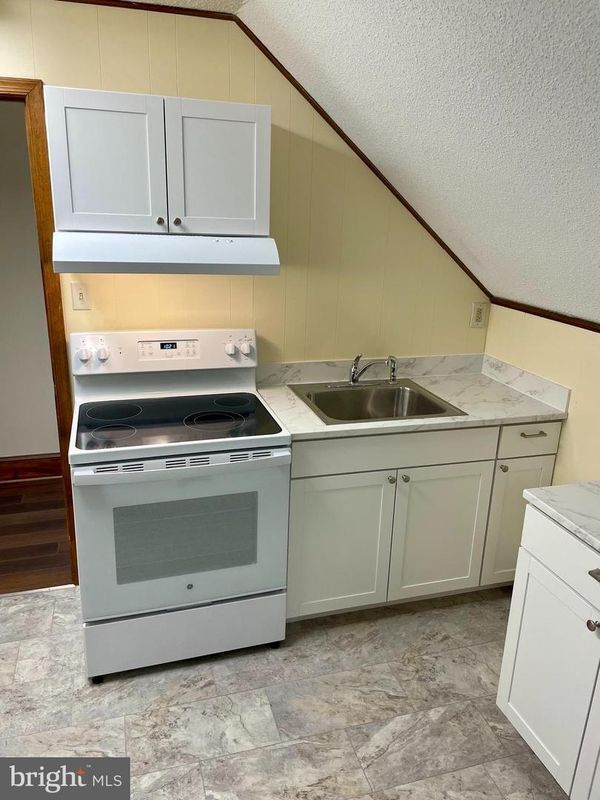 Photo - 519 Winchester Ave Unidad 2-2