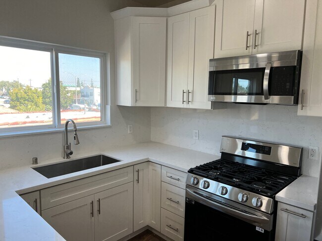 Photo - 1913-1915 Cabrillo Ave Torrance CA