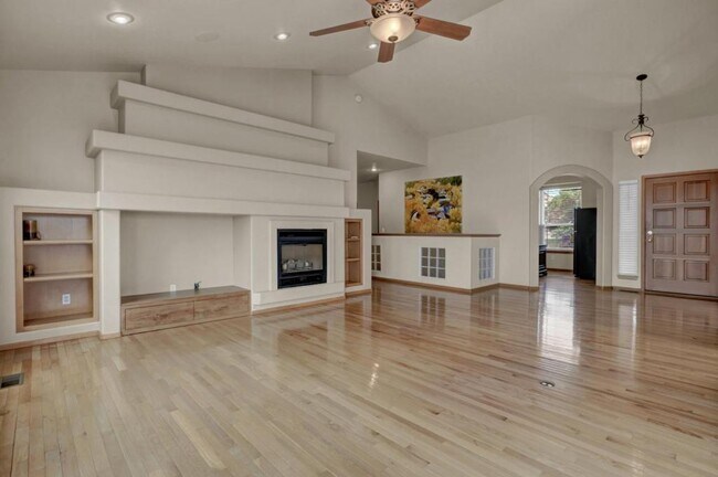 Photo - 5235 Bancroft Heights