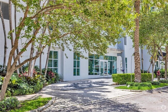 Building Photo - 2275 Biscayne Blvd Unit 504 Rental