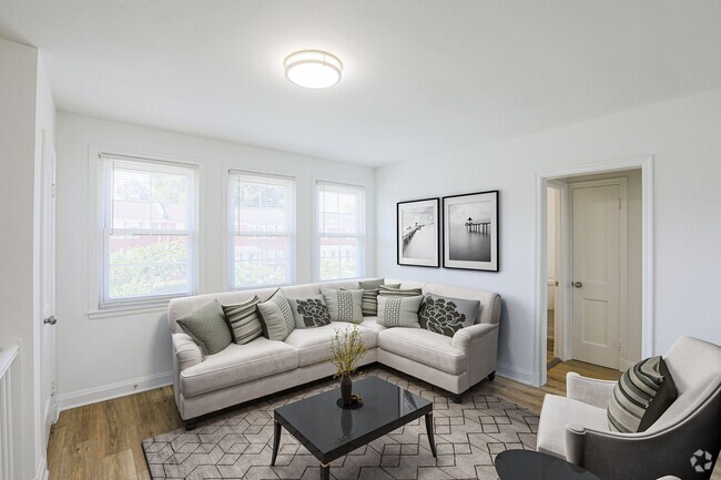 Living Area-Renovated - Baybrook Village Apartments