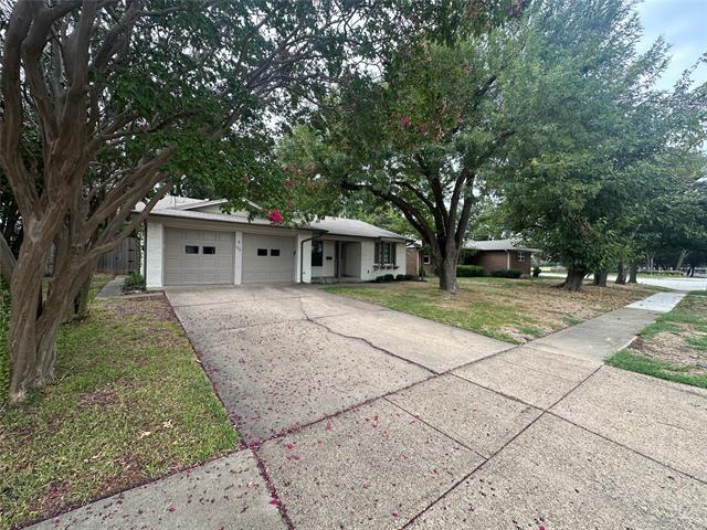 Photo - 102 Brookwood Dr House