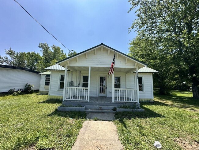 Building Photo - 8643 US-270