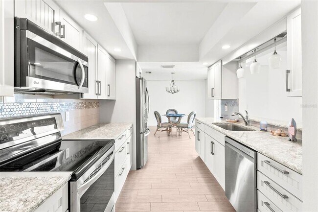 Photo - 7410 8th Ave W