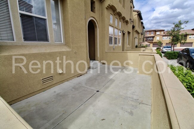 Photo - 13330 Via Bellarado