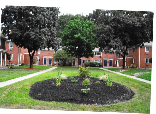 Photo - 452 Middle Tpke W Unit 45 U