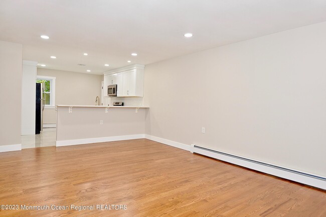 Photo - 57 Golden Glow Circus