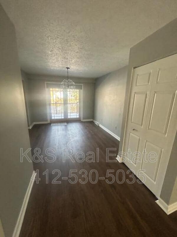 Photo - 5132 Daube Dr