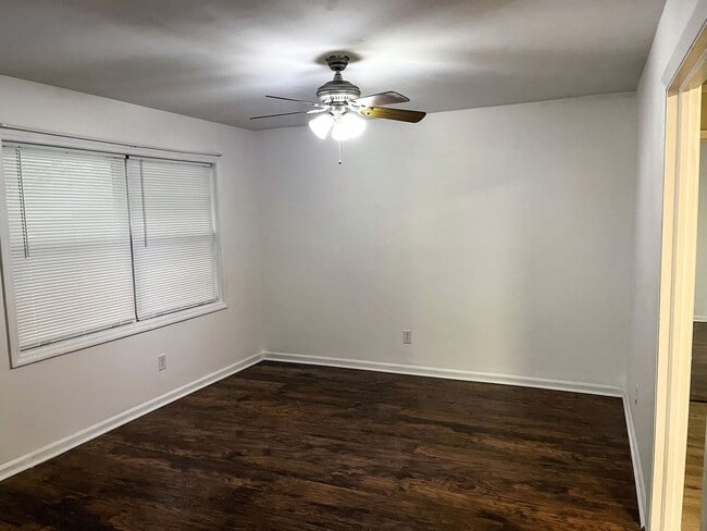 Photo - 2031 Wellborn Dr