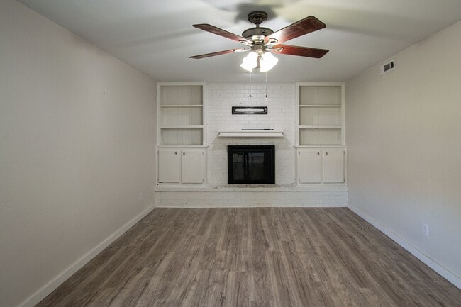 Photo - Gorgeous 4 Bed 2 Bath in Moore!