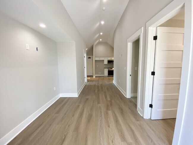 Photo - One Bedroom Apartment for Rent in the Heart of Old Town! Unit 301