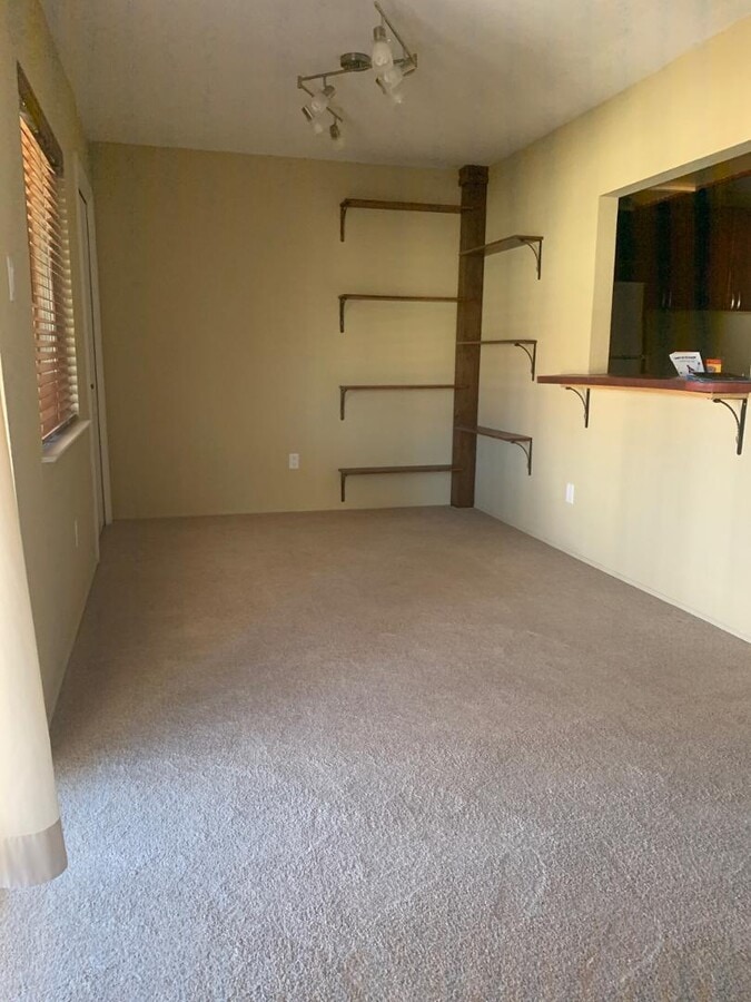Photo - 915 Country Club Dr SE Unit APT E