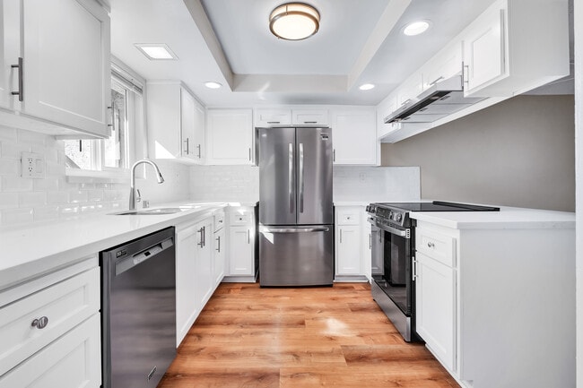 Photo - 1909 Harriman Ln Unit 3