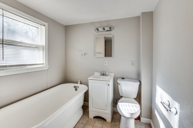 Photo - 2414 Park Row Ave