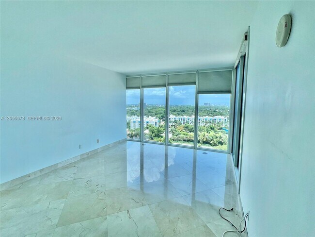 Photo - 601 NE 36th St Unit 1307