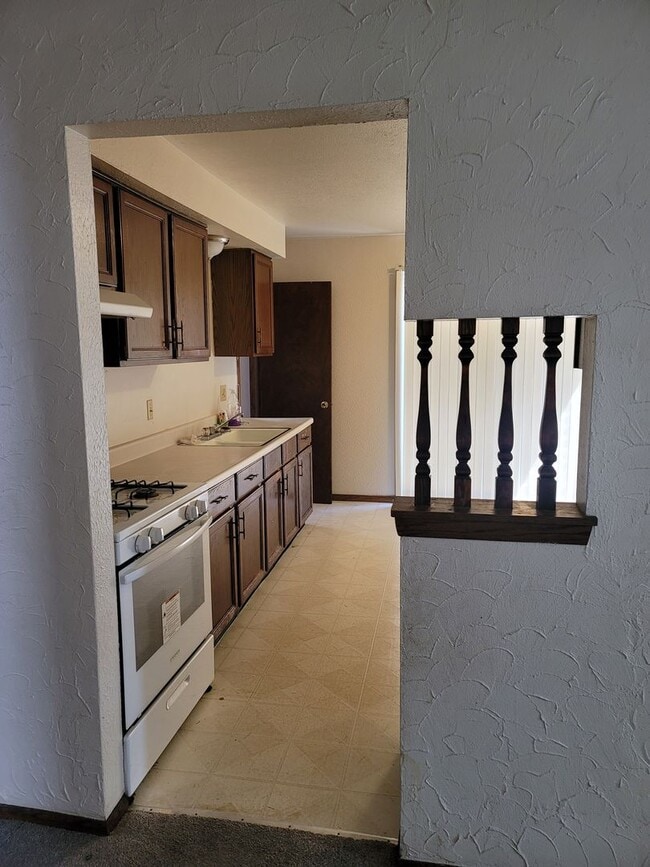 5730-5732 N. 94th Street