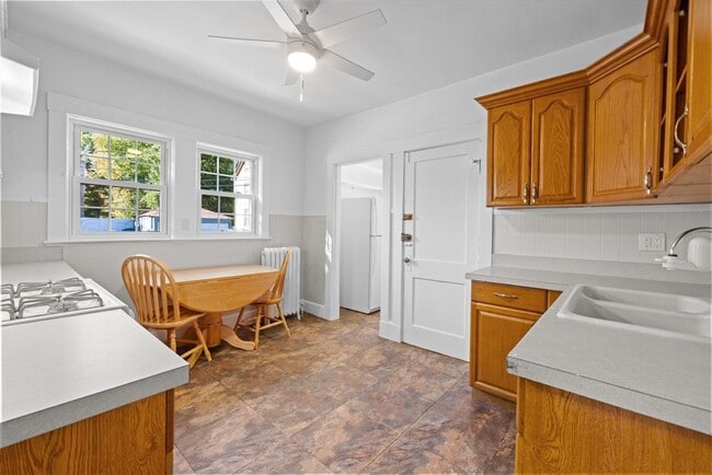 Photo - 19 Alabama St Unit 1