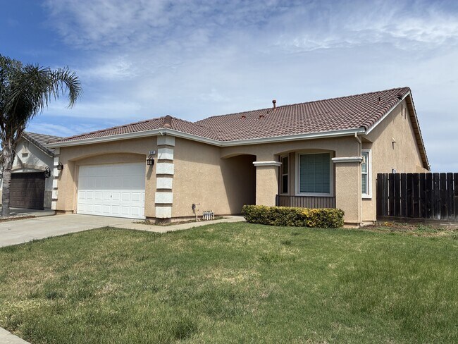 Photo - 3197 Dinkey Creek Ave