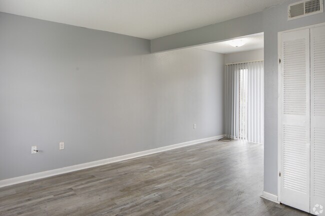 Photo - Bridgeport Apartments