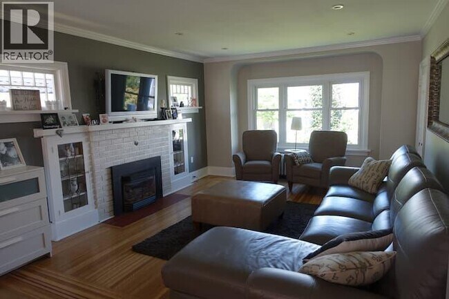 Photo - 3400 W 18th Ave