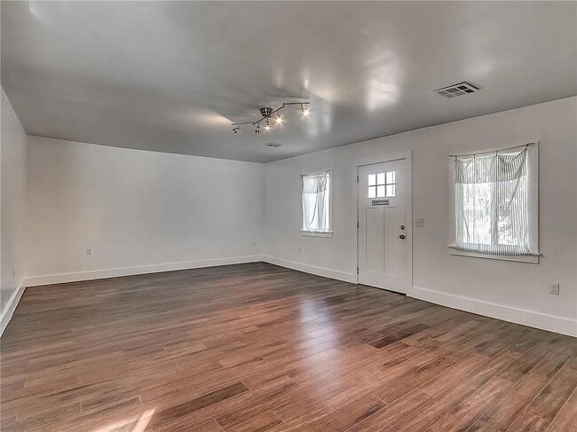 Photo - 1820 NW 37th St